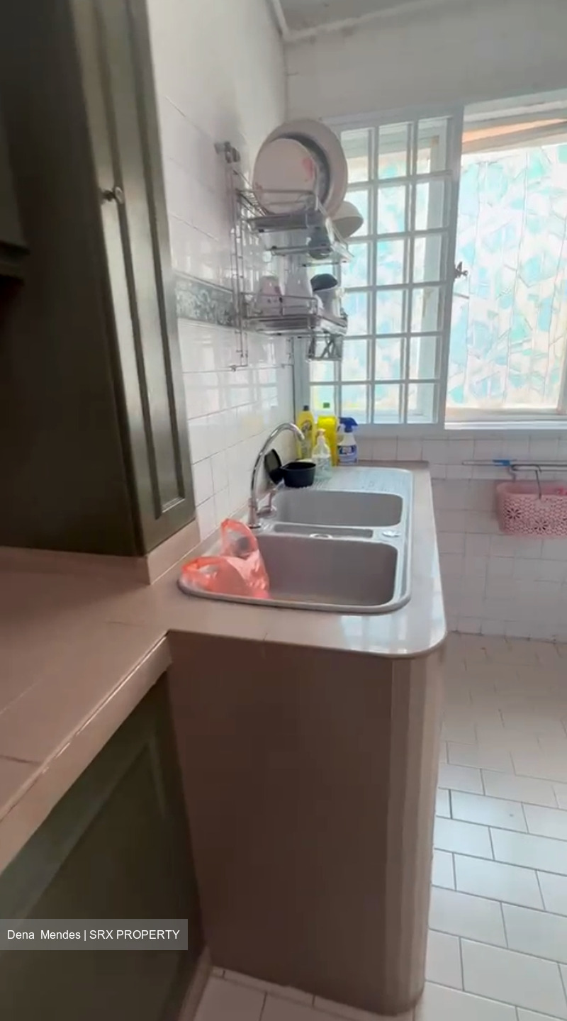 Blk 215 Serangoon Avenue 4 (Serangoon), HDB 4 Rooms #630666181